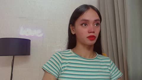Snapshot of emily_sexyslut chatting on January 3, 6:03 pm emily_sexyslut online show from January 3, 6:03 pm