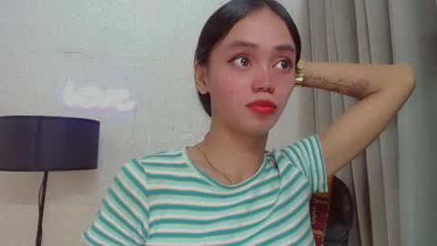 Snapshot of emily_sexyslut chatting on January 3, 9:05 pm emily_sexyslut online show from January 3, 9:05 pm