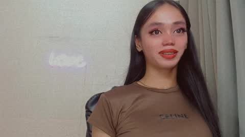 Snapshot of emily_sexyslut chatting on January 7, 4:48 pm emily_sexyslut online show from January 7, 4:48 pm