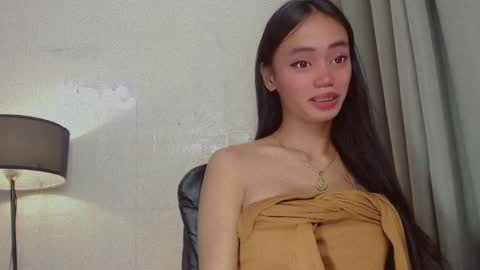 Snapshot of emily_sexyslut chatting on February 10, 8:00 pm emily_sexyslut online show from February 10, 8:00 pm