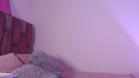 emily_w2 online show from March 3, 2:15 am
