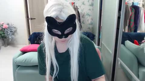Emily online show from February 28, 12:28 pm
