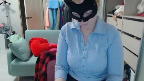 Emily online show from March 21, 4:32 pm