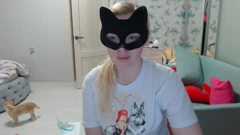 Emily online show from May 4, 5:42 pm