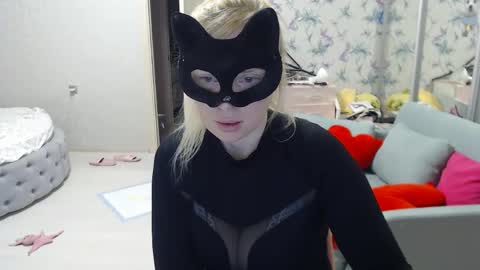 Emily online show from May 7, 7:30 pm