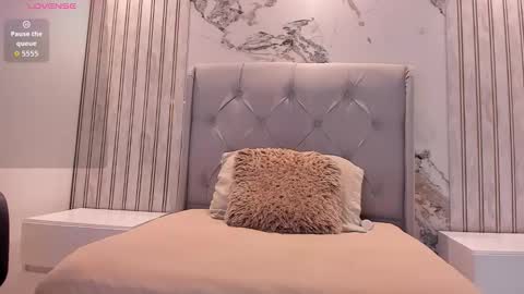 Snapshot of emilyangel1 chatting on March 28, 12:38 pm E M Y L Y online show from March 28, 12:38 pm