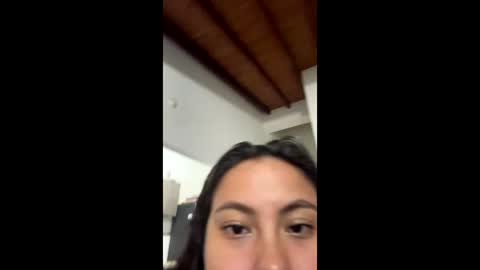 Snapshot of emilyblack_1 chatting on March 19, 12:14 am Emily online show from March 19, 12:14 am
