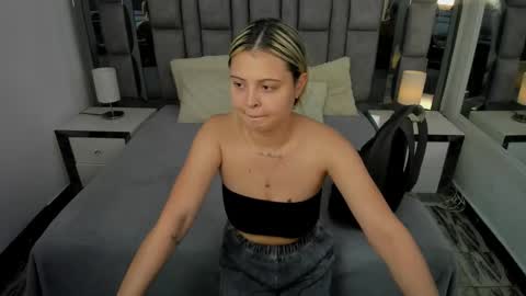 EMILY online show from February 10, 3:10 am