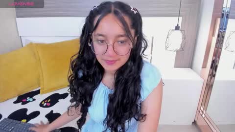 Emily Bluush online show from March 7, 7:44 pm