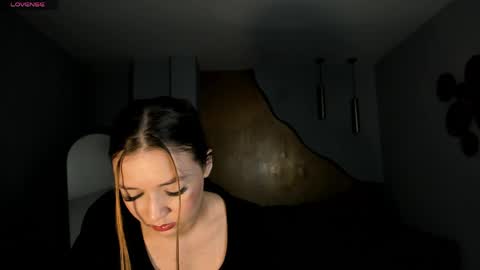 Emily Carter online show from May 8, 10:42 am