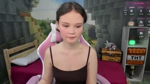 Emilyhaves online show from September 30, 6:57 pm