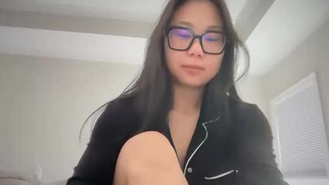 emily choi online show from March 8, 6:12 pm
