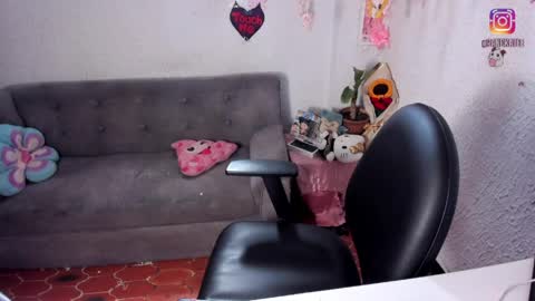 Emily online show from April 2, 8:06 pm