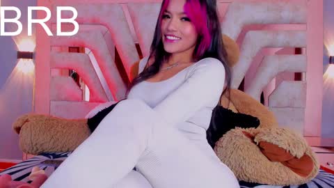 Emily online show from February 13, 8:55 pm