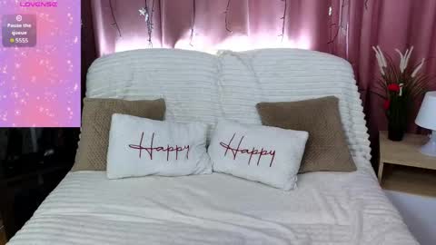 Emily online show from April 1, 1:41 pm