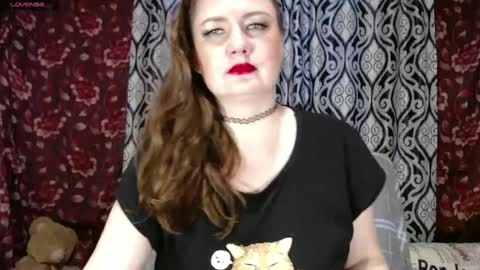 Snapshot of emilydoth chatting on December 25, 7:24 am EmilyDoth online show from December 25, 7:24 am