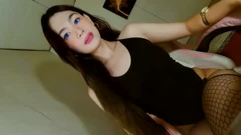 ariane online show from October 10, 10:47 am