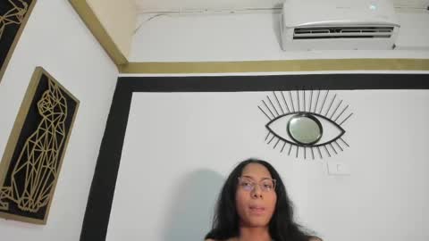 Emily online show from May 5, 11:29 am