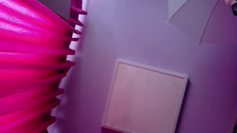 EMELY online show from December 19, 7:21 pm