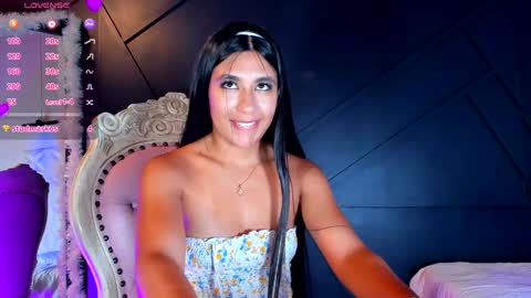 Snapshot of emilyh_ chatting on January 7, 4:48 pm Emily online show from January 7, 4:48 pm