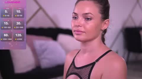 Emily online show from July 4, 9:59 am