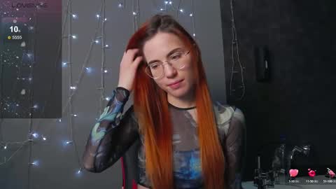 EmilyKents online show from December 22, 4:17 am
