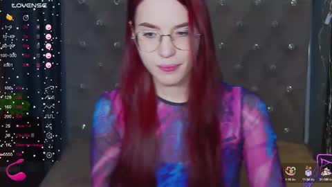 EmilyKents online show from February 17, 4:42 am