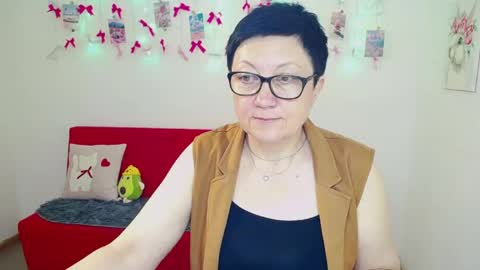 Emily online show from May 8, 5:57 am