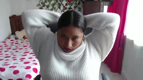 Snapshot of emilylove14 chatting on December 28, 8:47 pm Emily Cortez online show from December 28, 8:47 pm