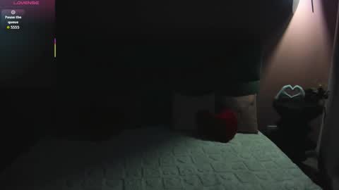 Snapshot of emilymagnificent chatting on February 20, 2:08 am emilymagnificent online show from February 20, 2:08 am