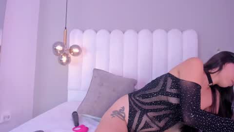 Emily Miller online show from January 14, 12:44 pm