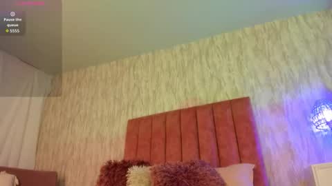 My IG - EmilyParker   online show from September 16, 7:04 pm