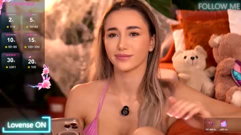 Emily online show from October 22, 1:50 am