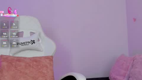 Emily  online show from October 25, 9:20 pm