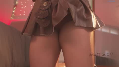 Emy  online show from December 21, 2:02 pm