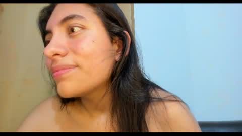 Snapshot of emilysex_118 chatting on June 15, 5:15 pm Emily online show from June 15, 5:15 pm