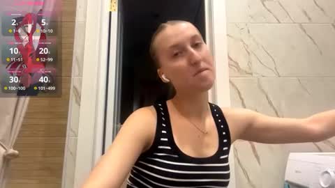 emilystechuchak online show from July 15, 3:28 pm