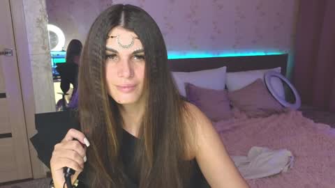 Emily online show from December 16, 1:31 am