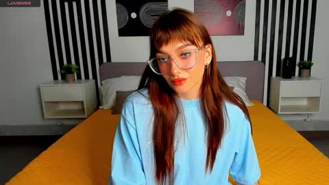 Emily online show from September 19, 8:16 am