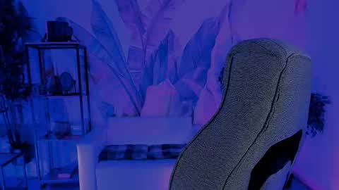 Emily online show from October 11, 8:46 am