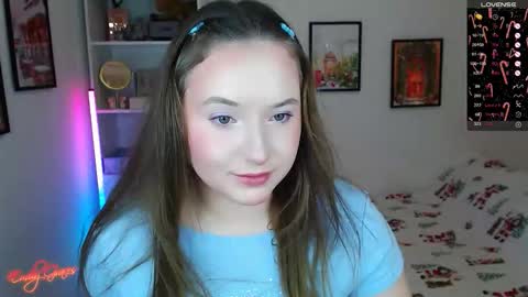 Emily online show from December 19, 8:49 pm