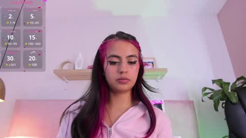 Emily Bank online show from December 13, 2:32 am