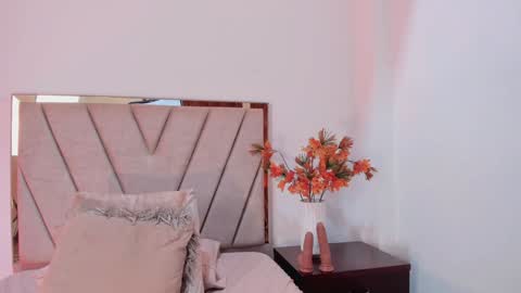 Emilyy Watson online show from January 30, 2:36 pm