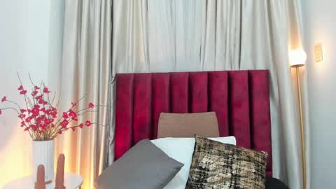 Emilyy Watson online show from February 17, 11:34 am