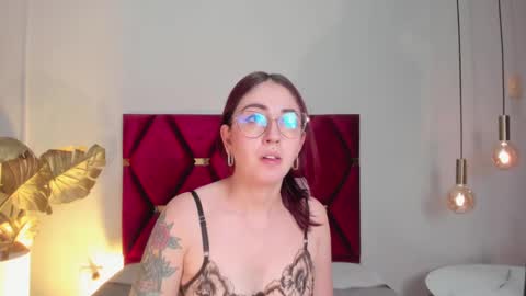 Emilyy Watson online show from September 13, 11:48 pm