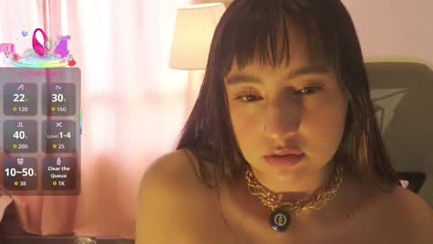 Snapshot of emitaa17228 chatting on January 13, 6:57 pm emma online show from January 13, 6:57 pm