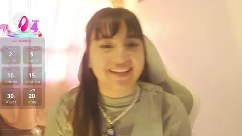 Snapshot of emitaa17228 chatting on February 4, 10:15 pm emma online show from February 4, 10:15 pm