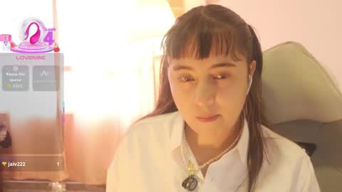 Snapshot of emitaa17228 chatting on February 8, 8:01 pm emma online show from February 8, 8:01 pm