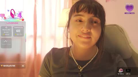 Snapshot of emitaa17228 chatting on February 13, 9:11 pm emma online show from February 13, 9:11 pm