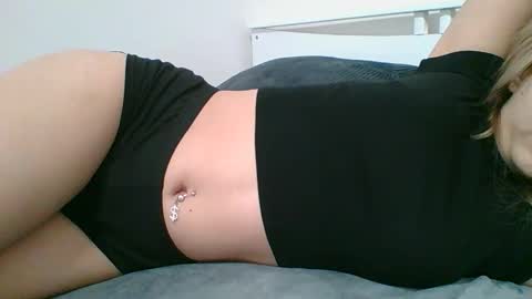 emma_991 online show from November 30, 10:30 am